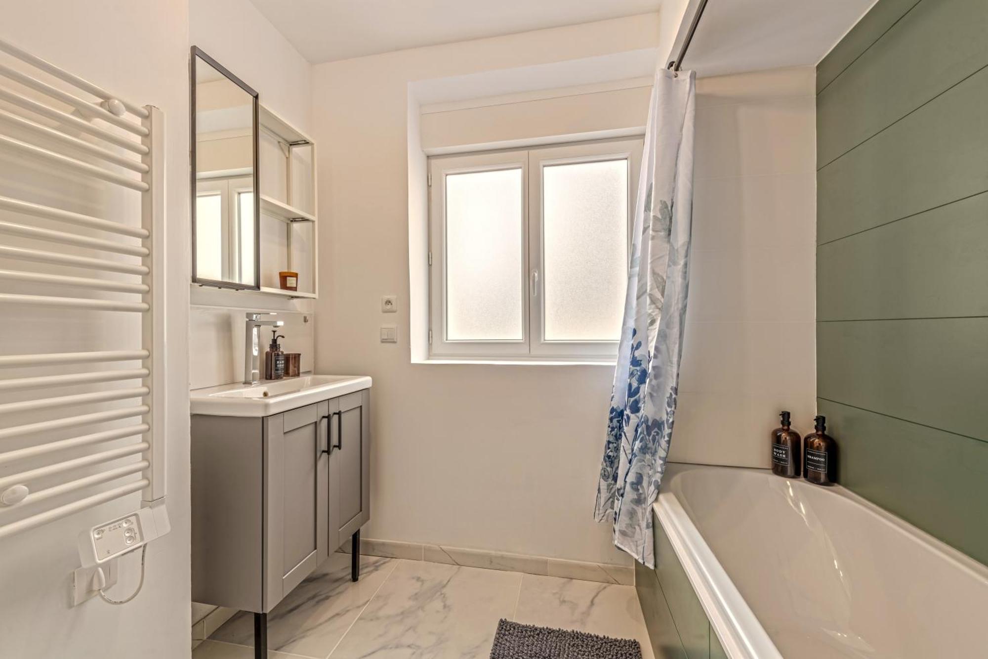 Le Botanique ~ Proche Centre ~ Arrivee Autonome Appartement *